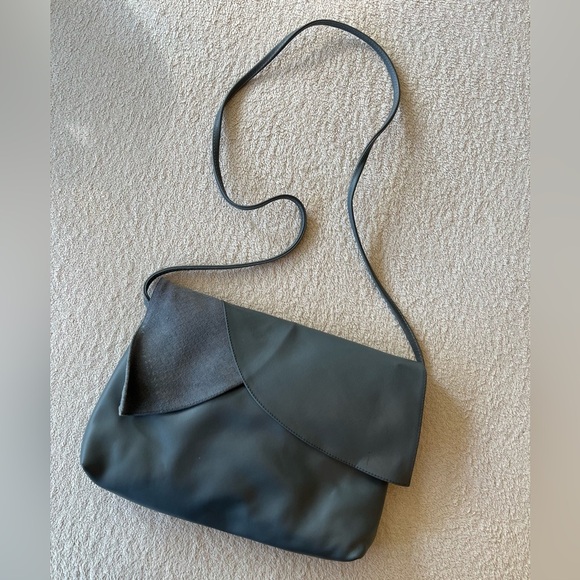 NWT Vintage Genuine Leather Shoulder Bag - Picture 3 of 16